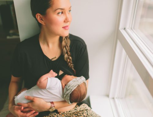 What To Wear While Breastfeeding